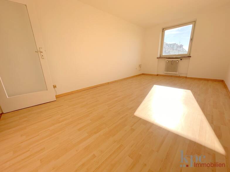 Wohnung zum Kauf 246.000 € 1 Zimmer 27 m² 5. Geschoss frei ab sofort Neuschwabing München 80797