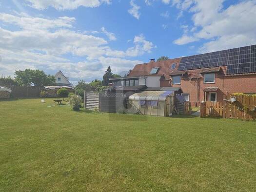 Einfamilienhaus zum Kauf 1.100.000 € 10 Zimmer 303 m² 1.792 m² Grundstück Grammdorf Wangels 23758