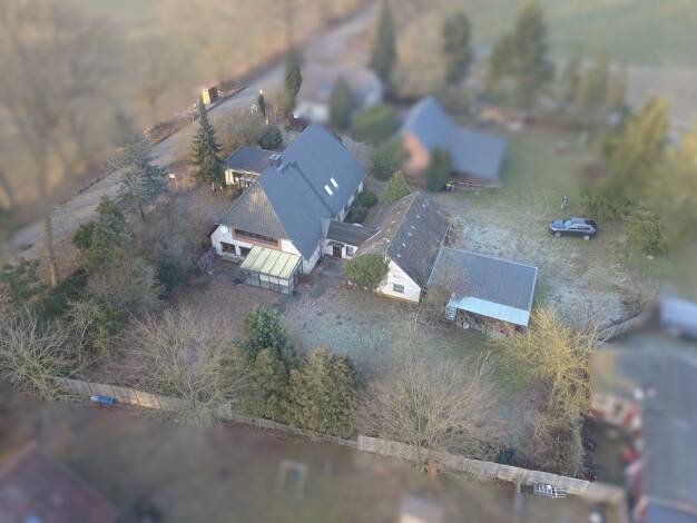Einfamilienhaus zum Kauf 299.000 € 11 Zimmer 237 m² 2.072 m² Grundstück frei ab sofort Heide Boizenburg/Elbe 19258