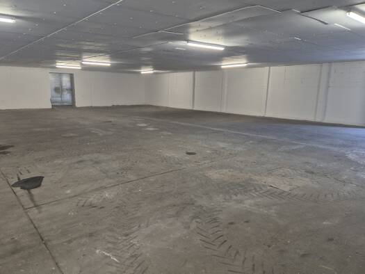Halle/Industriefläche zur Miete provisionsfrei 2,60 € 404 m² Lagerfläche Taubenheimer Straße 7 Ullendorf Klipphausen 01665