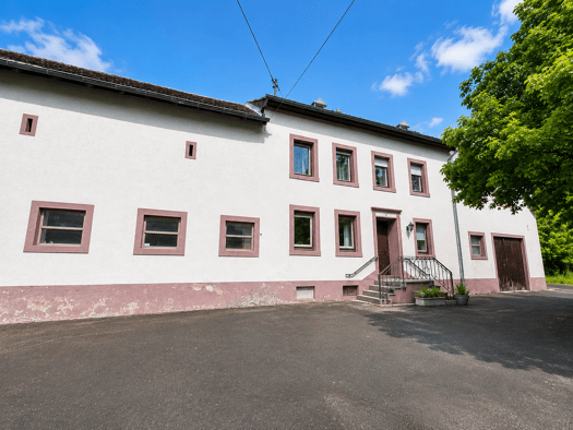 Bauernhaus zur Miete 500 € 6 Zimmer 150 m² 500 m² Grundstück frei ab 01.09.2026 Hauptstraße 2 Lahr 54675