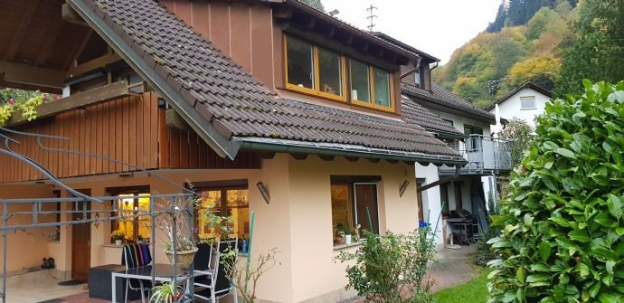 Doppelhaushälfte zur Miete 1.350 € 4 Zimmer 142 m²<br/>Wohnfläche 01.03.2025<br/>Verfügbarkeit Obermünstertal Münstertal 79244