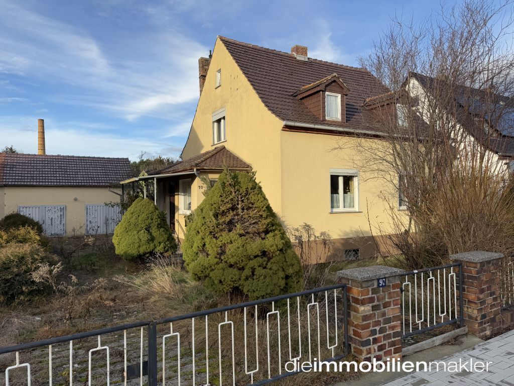 Haus zum Kauf 79.500 € 5 Zimmer 100 m²<br/>Wohnfläche 868 m²<br/>Grundstück ab sofort<br/>Verfügbarkeit Hauptstr. 97 Crinitz Crinitz 03246