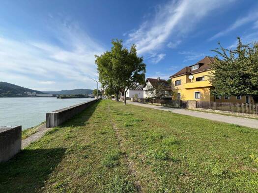 Mehrfamilienhaus zum Kauf 6 Zimmer 180 m² 760 m² Grundstück Melk 3390