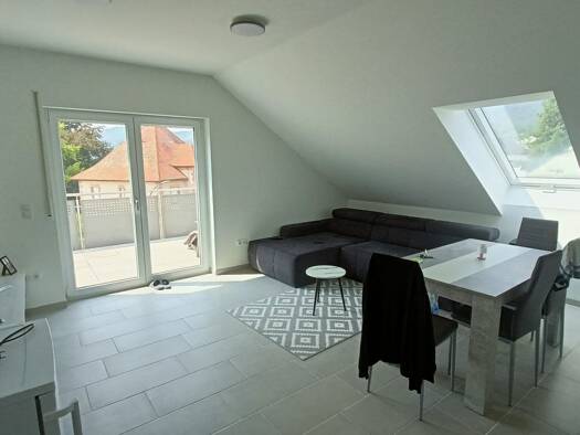 Wohnung zur Miete 640 € 2,5 Zimmer 49 m² Geschoss 2/3 frei ab sofort An der Ziegelhütte 10 Reistenhausen Collenberg 97903