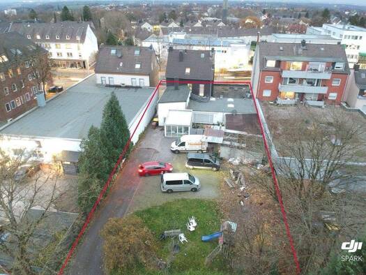 Haus zum Kauf 490.000 € 232 m² 1.211 m² Grundstück Mitte Velbert 42549
