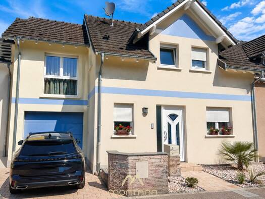 Doppelhaushälfte zum Kauf 250.000 € 2 Zimmer 113 m² 200 m² Grundstück frei ab sofort SCHOENECK 57350