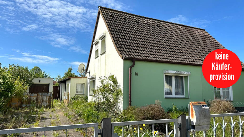 Doppelhaushälfte zum Kauf provisionsfrei 58.000 € 6 Zimmer 67,7 m² 917 m² Grundstück Friedland 17098