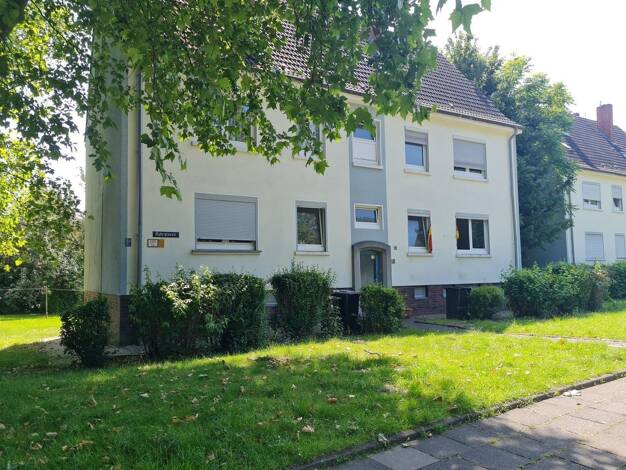 Wohnung zur Miete 325 € 2 Zimmer 41,2 m² Dachgeschoss, 2. Geschoss Ruhrglasstraße 10 Karnap Essen 45329