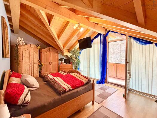 Einfamilienhaus zum Kauf 8,5 Zimmer 283 m² 1.200 m² Grundstück Schönbrunn Landshut 84036