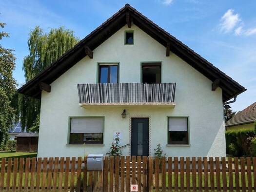 Einfamilienhaus zum Kauf 290.000 € 5 Zimmer 125 m² 725 m² Grundstück Wallerfing Wallerfing 94574
