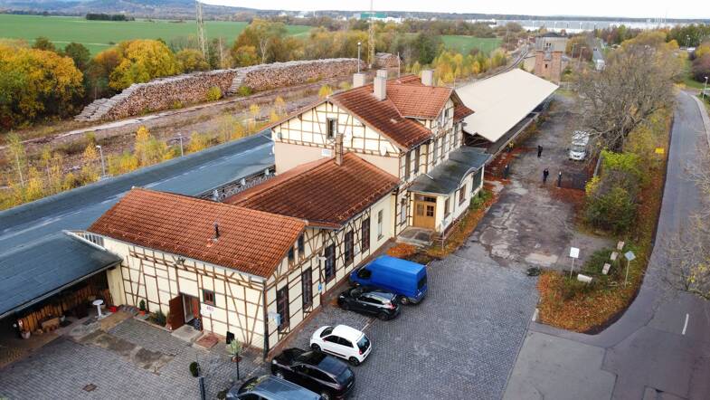 Gastronomie/Hotel zum Kauf 200 m² Gastrofläche 2.500 m² Grundstück Am Bahnhof 1 Ohrdruf 99885