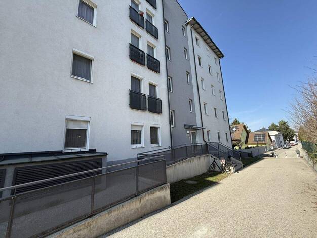Wohnung zum Kauf 270.000 € 3 Zimmer 83 m² EG Wiener Neustadt 2700