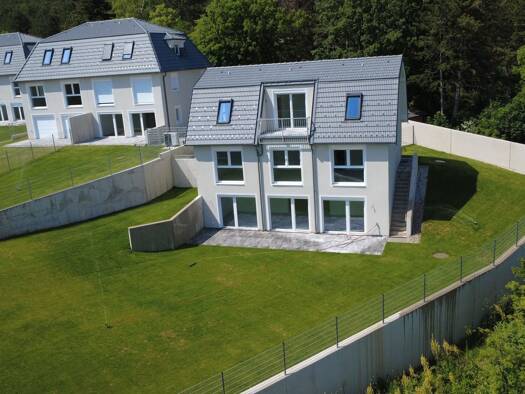 Einfamilienhaus zur Miete - Erstbezug 1.887 € 5 Zimmer 142,4 m² Goldsteinstraße 4 Bad Fischau-Brunn 2721