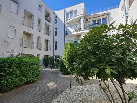Wohnung zum Kauf provisionsfrei 105.000 € 1 Zimmer 30 m² frei ab sofort Szent-István-Király-Straße Szombathely 9700