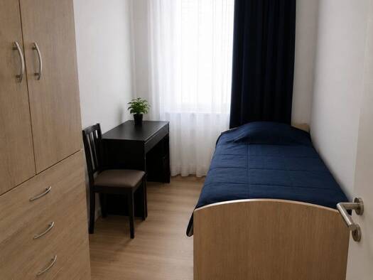 Wohnung zur Miete 990 € 5 Zimmer 129 m² frei ab sofort Schöningen Schöningen 38364