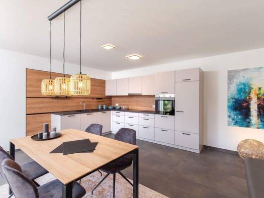 Wohnung zur Miete 895 € 2 Zimmer 67 m² 1. Geschoss frei ab sofort Schulstraße Ebermannstadt 91320