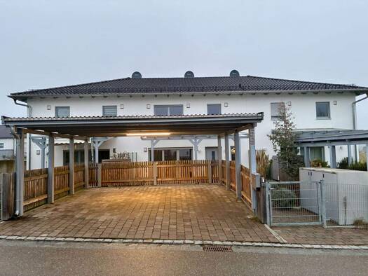 Reihenmittelhaus zur Miete 1.530 € 5 Zimmer 160 m² 220 m² Grundstück frei ab sofort Ast Tiefenbach 84184