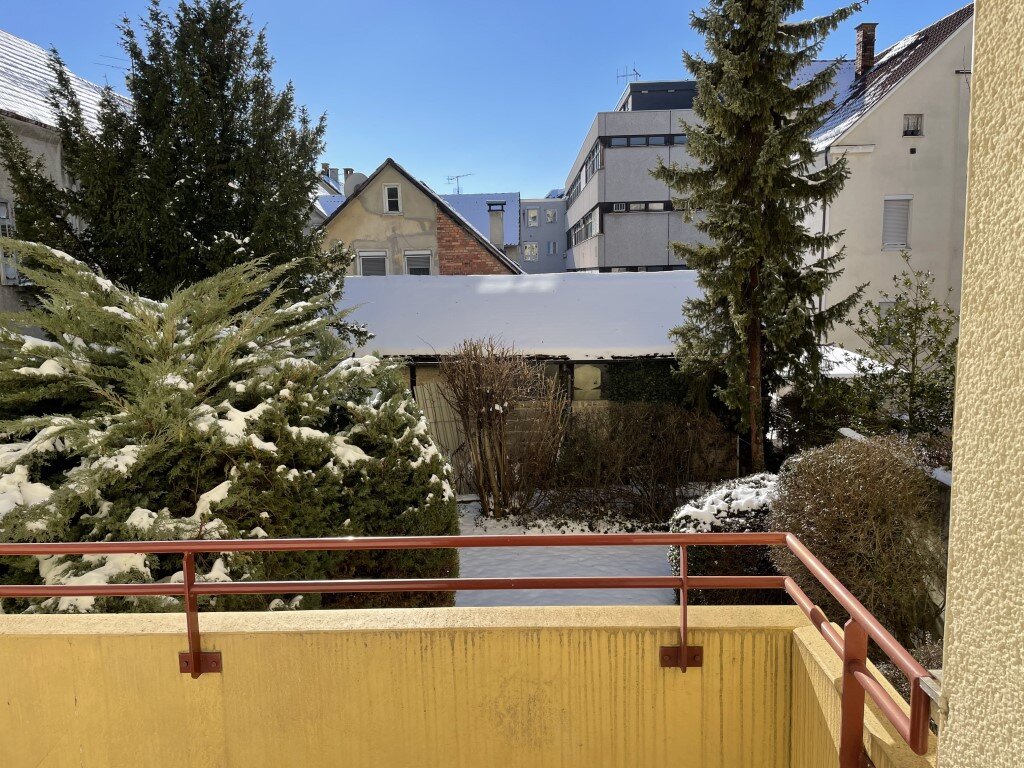 Wohnung zum Kauf provisionsfrei 200.000 € 4 Zimmer 87,7 m²<br/>Wohnfläche ab sofort<br/>Verfügbarkeit Urbanstrasse Honauer Bahn Reutlingen 72764