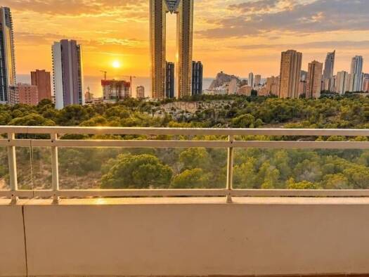 Wohnung zur Miete 1.400 € 2 Zimmer 75 m² 8. Geschoss Calle Presidente Adolfo Suárez 20 Benidorm 03502