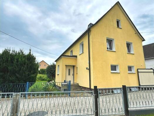 Einfamilienhaus zum Kauf 195.000 € 4 Zimmer 136,8 m² 512 m² Grundstück Hartmannsdorf 09232
