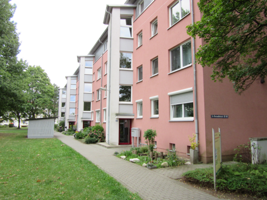 Wohnung zur Miete 1.100 € 2 Zimmer 105 m² Geschoss EG/1 frei ab sofort Bernadottestraße 44 Sündersbühl Nürnberg 90439