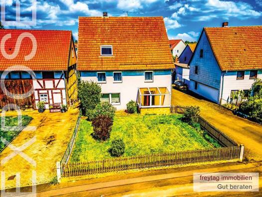 Einfamilienhaus zum Kauf 195.000 € 9 Zimmer 200 m² 1.141 m² Grundstück Lenglern 37120