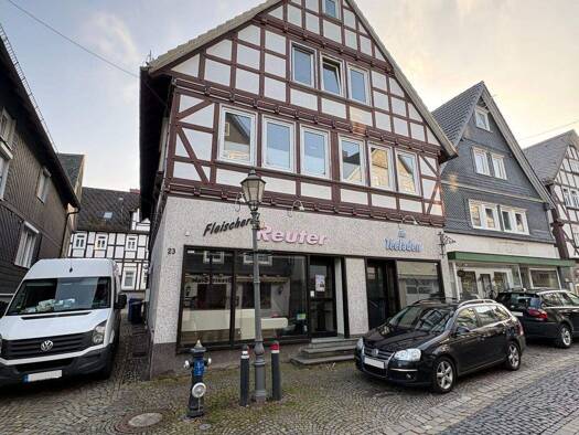 Haus zum Kauf 165.000 € 7 Zimmer 215 m² 188 m² Grundstück Bad Laasphe Bad Laasphe 57334