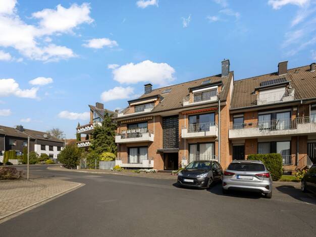 Mehrfamilienhaus zum Kauf als Kapitalanlage geeignet 1.150.000 € 357,7 m² 380 m² Grundstück Unterfeldhaus Erkrath 40699
