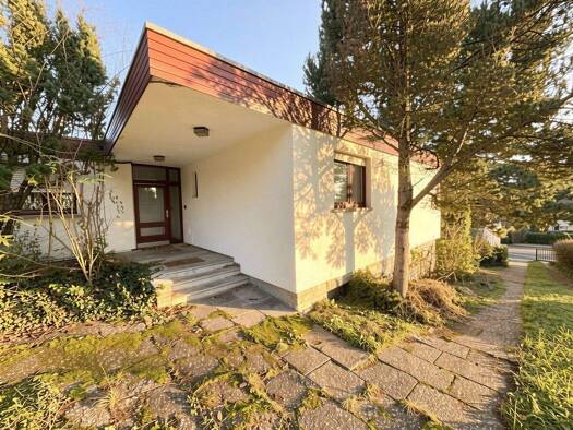 Einfamilienhaus zum Kauf 590.000 € 7 Zimmer 135 m² 977 m² Grundstück Frauenland Würzburg 97074