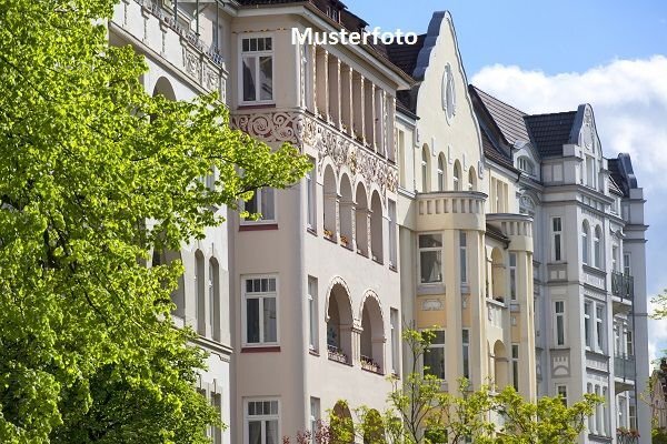 Wohn- und Geschäftshaus zum Kauf als Kapitalanlage geeignet 1.720.000 € 1 Zimmer 475 m²<br/>Fläche 1.031 m²<br/>Grundstück Hauptplatz Fürstenfeld 8280