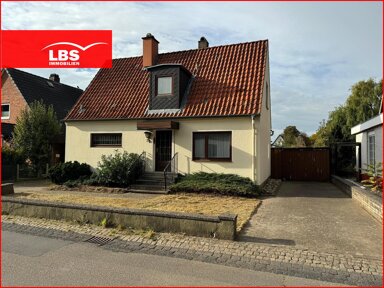 Einfamilienhaus zum Kauf 150.000 € 4 Zimmer 110 m² 996 m² Grundstück frei ab sofort Wittorf Neumünster 24539