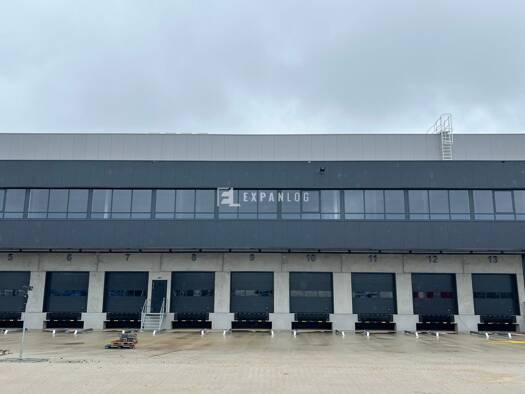 Lagerhalle zur Miete provisionsfrei 15.000 m² Lagerfläche teilbar ab 4.500 m² Gruiten Haan 42781