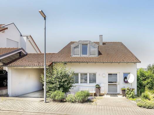 Mehrfamilienhaus zum Kauf 604.000 € 8 Zimmer 224 m² 290 m² Grundstück Wössingen Walzbachtal 75045