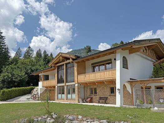 Einfamilienhaus zum Kauf 2.700.000 € 5 Zimmer 220 m² 1.064 m² Grundstück frei ab sofort Wamberg Garmisch-Partenkirchen 82467
