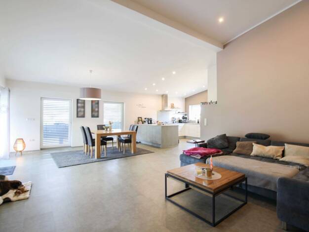 Einfamilienhaus zum Kauf 389.000 € 5 Zimmer 172,3 m² 891 m² Grundstück Breidenbach Breidenbach 35236