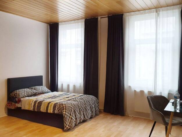 WG-Zimmer zur Miete Wohnen auf Zeit 525 € 15 m² EG frei ab 01.04.2026 Karlstraße 00 EG Wiesbaden 65185