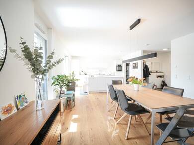 Penthouse zum Kauf 675.000 € 3,5 Zimmer 138 m² 3. Geschoss Estenfeld Estenfeld 97230