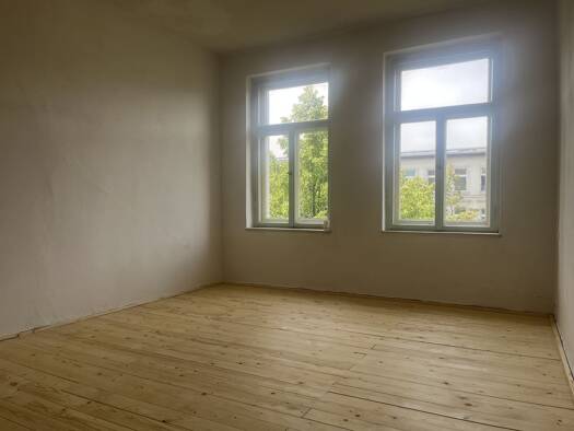 Wohnung zur Miete 744 € 3 Zimmer 77,4 m² Geschoss 2/3 frei ab 01.10.2026 Südvorstadt Süd 04275