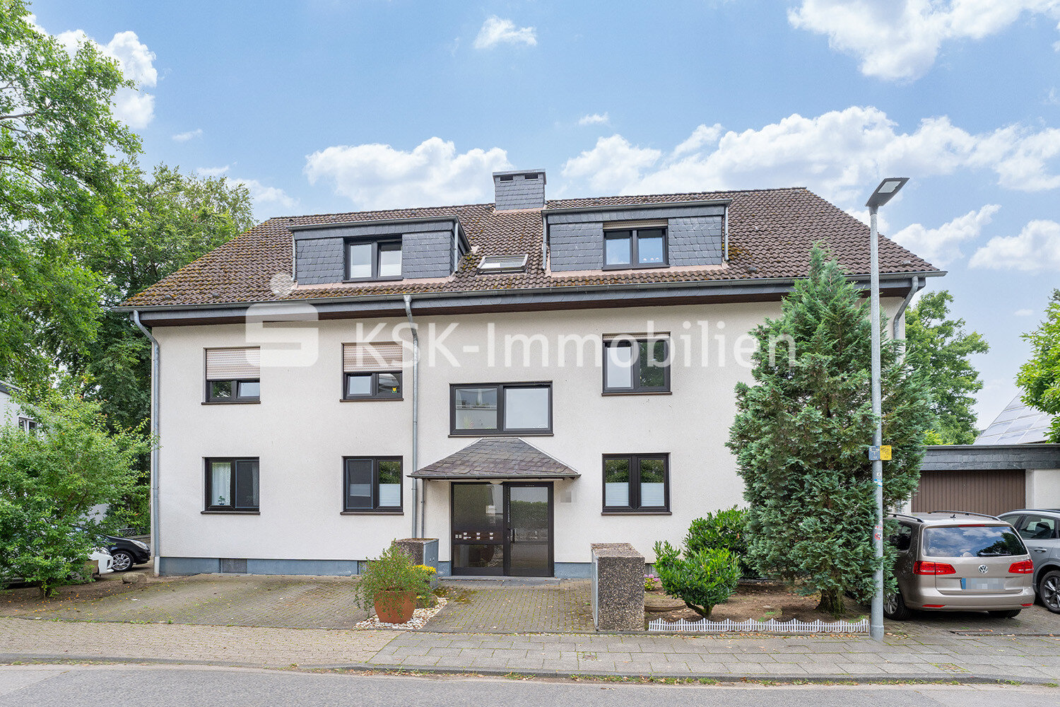 Mehrfamilienhaus zum Kauf als Kapitalanlage geeignet 1.450.000 € 18 Zimmer 492,7 m²<br/>Wohnfläche 684 m²<br/>Grundstück Refrath Bergisch Gladbach / Refrath 51427