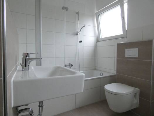 Wohnung zur Miete 759 € 3 Zimmer 77,5 m² 2. Geschoss frei ab 01.09.2026 Keplerstr. 8 Holsterhausen Essen 45147