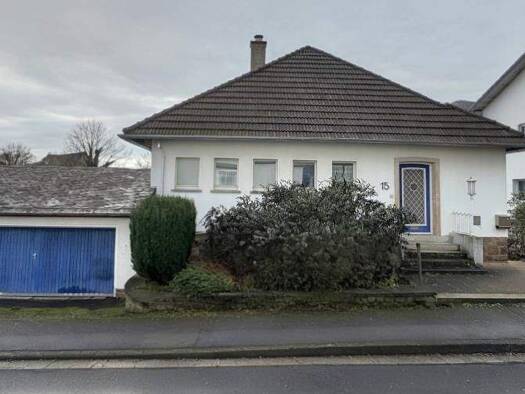 Einfamilienhaus zum Kauf provisionsfrei 895.000 € 15 Zimmer 340,6 m² 1.071 m² Grundstück Geisenheim 65366