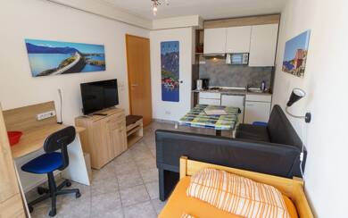 WG-Zimmer zur Miete Wohnen auf Zeit 640 € 14 m² frei ab 30.06.2026 Anne-Frank-Str. 0 Bonlanden Filderstadt - Bonlanden 70794