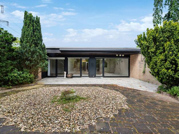Bungalow zum Kauf 609.000 € 4 Zimmer 126,3 m² 310 m² Grundstück Osterath Meerbusch 40670