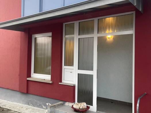 Einfamilienhaus zur Miete 1.300 € 5,5 Zimmer 158 m² 900 m² Grundstück frei ab sofort Forstweg 2 Wasserlosen 97535