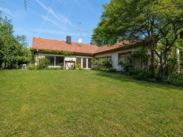 Einfamilienhaus zum Kauf 1.195.000 € 7 Zimmer 261 m² 1.354 m² Grundstück Rathsberg Marloffstein 91080