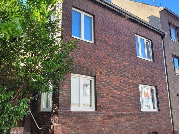 Einfamilienhaus zum Kauf provisionsfrei 360.000 € 9 Zimmer 170 m² 432 m² Grundstück Mittelmeiderich Duisburg 47137
