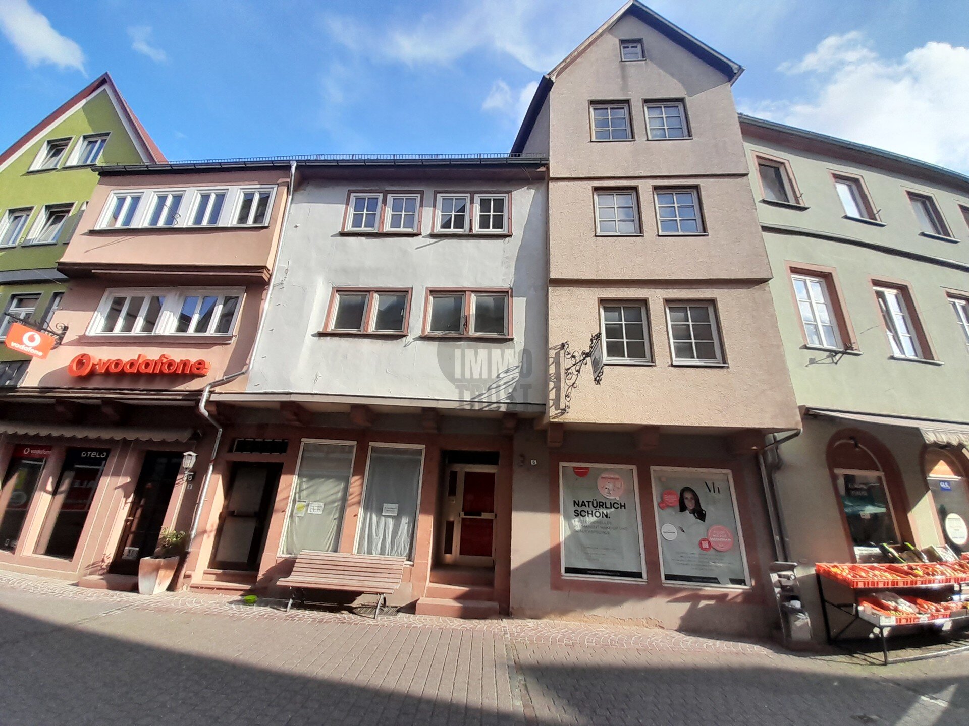 Haus zum Kauf 150.000 € 11 Zimmer 187 m²<br/>Wohnfläche 187 m²<br/>Grundstück Wertheim Wertheim 97877