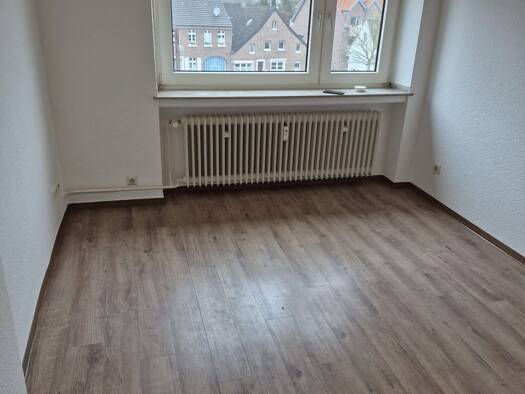 Wohnung zur Miete 390 € 2 Zimmer 51,6 m² Geschoss 1/2 frei ab 01.04.2026 Neersen Willich 47877