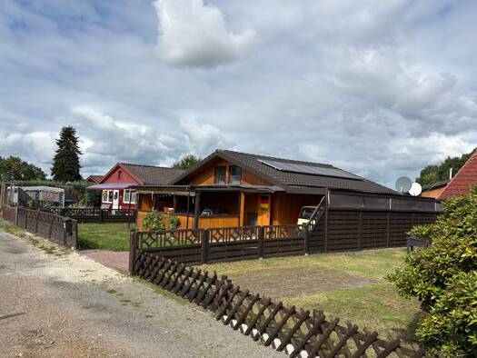 Haus zum Kauf 99.500 € 3 Zimmer 83 m² 250 m² Grundstück Holste Holste 27729